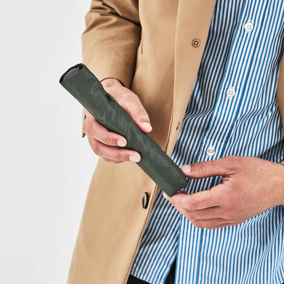 通勤・通学を快適に！軽量・コンパクトな折りたたみ傘の選び方