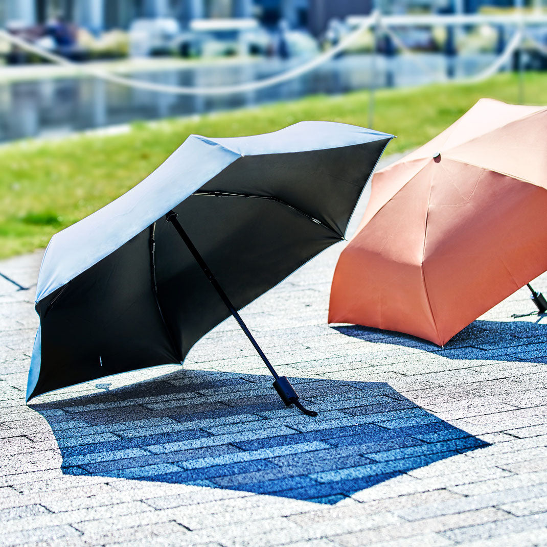 完全遮光と遮光率100%、何が違う？知っておきたい日傘表示