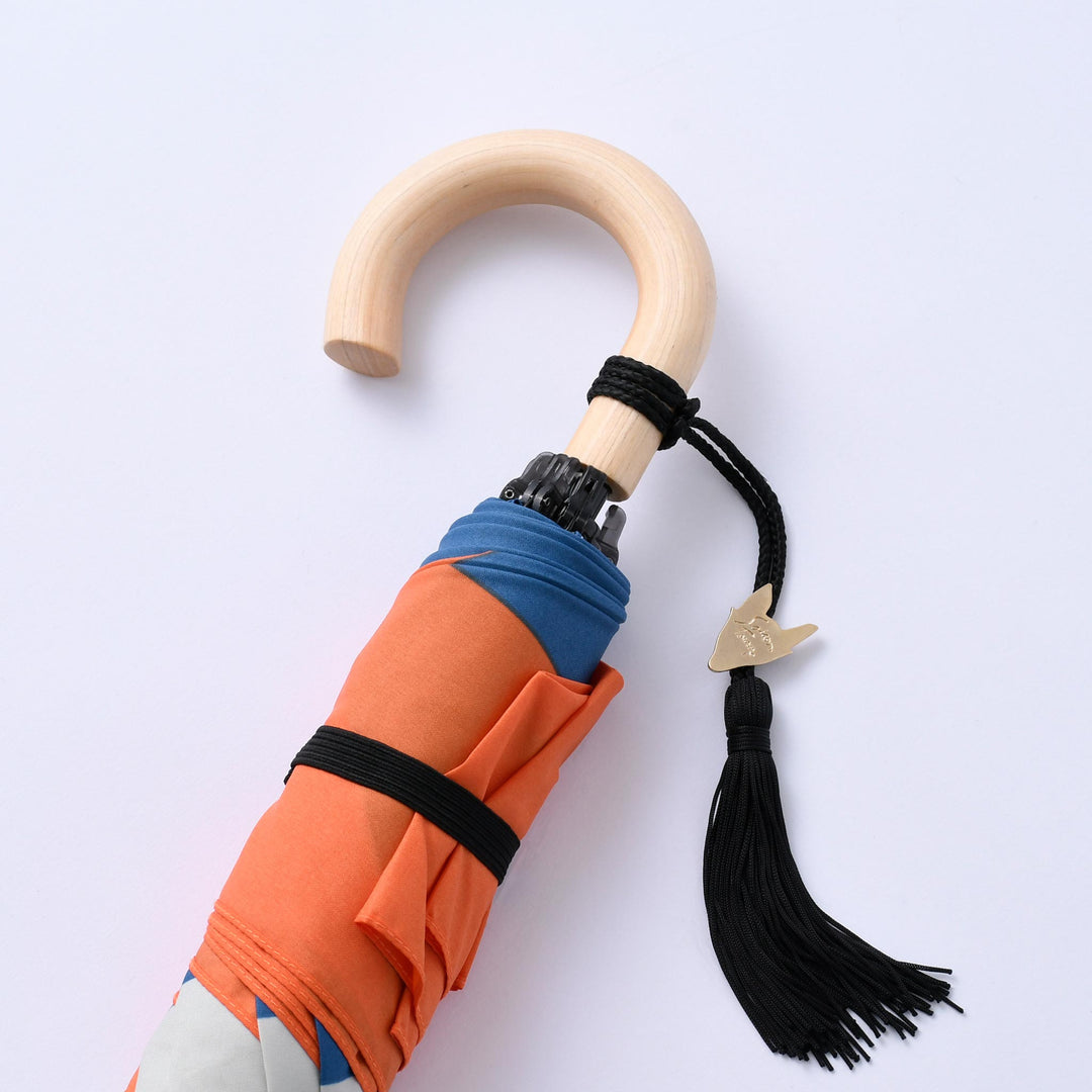 Saison Tourne | Slim, Lightweight Folding Umbrella with Wooden Handle
