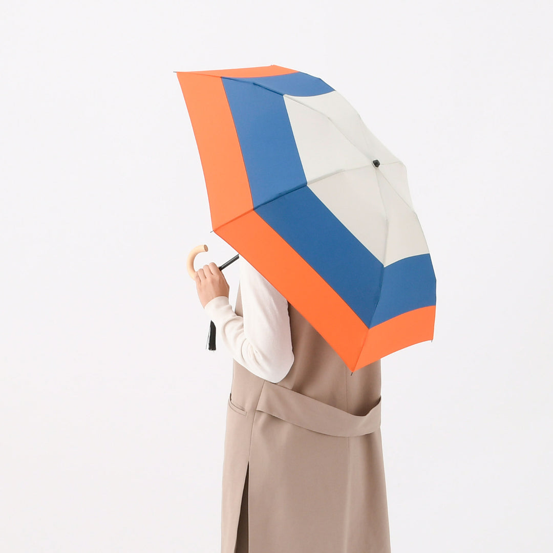 Saison Tourne | Slim, Lightweight Folding Umbrella with Wooden Handle