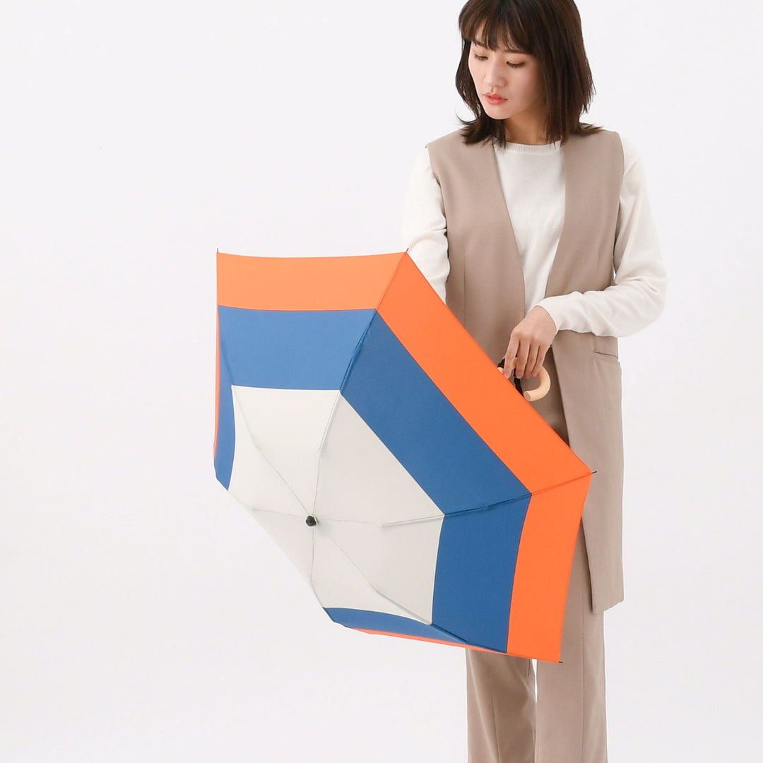 Saison Tourne | Slim, Lightweight Folding Umbrella with Wooden Handle