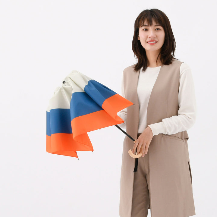 Saison Tourne | Slim, Lightweight Folding Umbrella with Wooden Handle