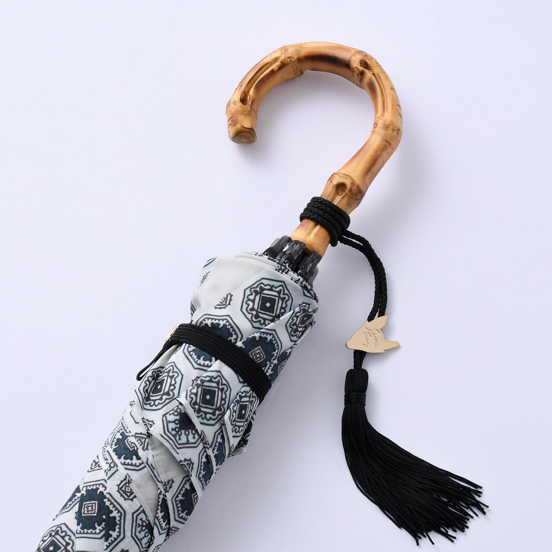 Saison Tourne | Slim, Lightweight Folding Umbrella with Bamboo Handle